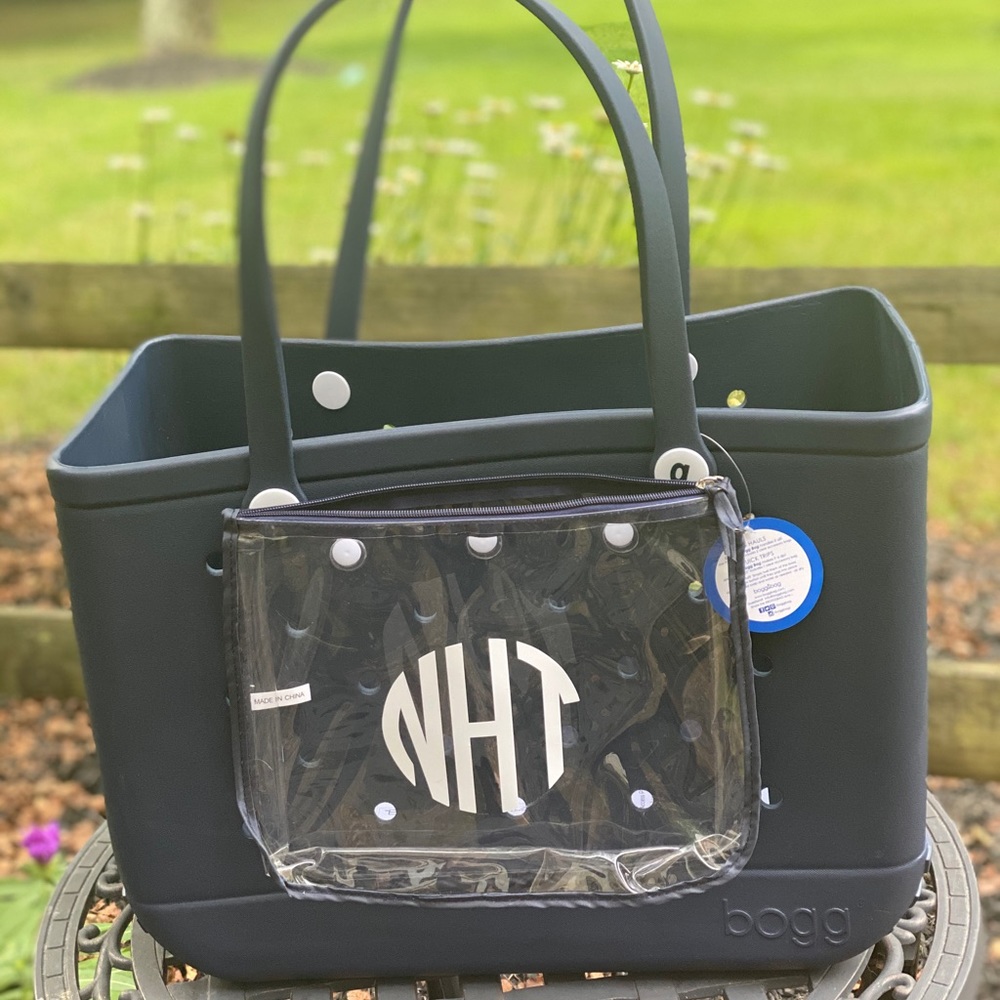 Add a custom monogram to any Bogg bag purchase